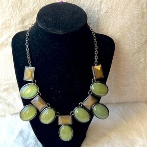 New York & Company necklace